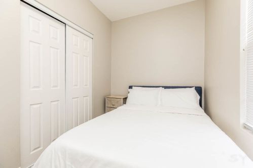 938 Noble St, Chicago IL  60642-5303 exterior