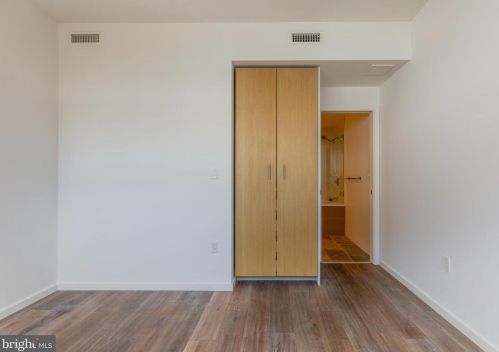 1112 Bodine St, Philadelphia PA 19122-0030 exterior