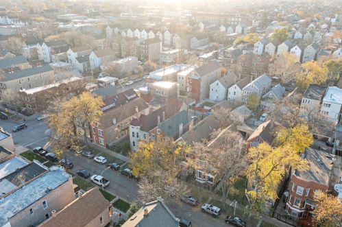 2444 Trumbull Ave, Chicago, IL 60623-3927