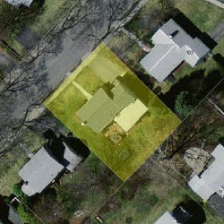 97 Fessenden St, Newton MA  02460-1119 aerial view