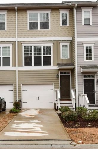 1025 Liberty Pkwy, Atlanta GA 30318-9376 exterior