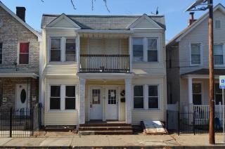 62 Highland Ave, Newark, NJ 07104-1107