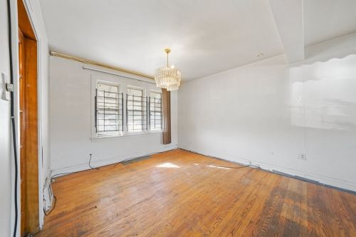 9540 Lowe Ave, Chicago IL 60628-7435 exterior