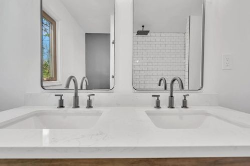 1120 Farmingdale Rd, Jackson Twp NJ  08527-1380 exterior