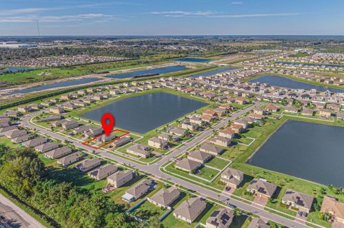 901 Bent Creek Dr, Fort Pierce FL  34947-1331 exterior