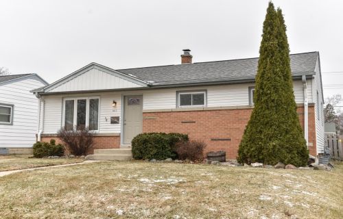 4017 54 St, Milwaukee WI 53220-2613 exterior