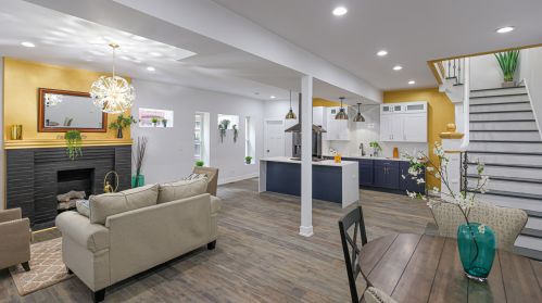 2720 Monroe St, Chicago IL  60612-2823 exterior