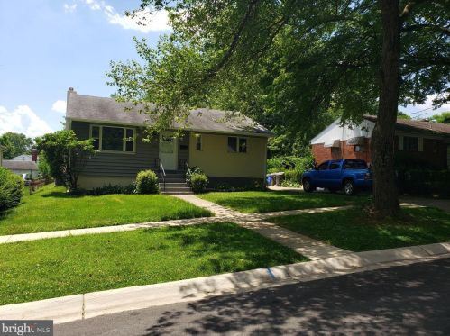 4418 Independence St, Rockville MD  20853-3250 exterior