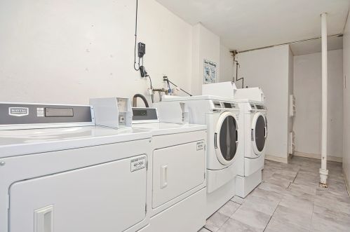 116 Spring St, Boston MA exterior