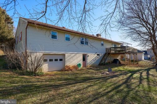 154 Amsterdam Rd, Lancaster PA 17603-9719 exterior