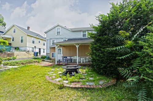 54 Franklin St, Wallingford CT  06492-4116 exterior