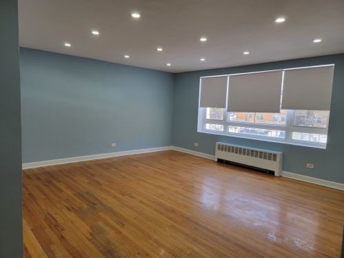 6106 Damen Ave, Chicago, IL 60636-2133