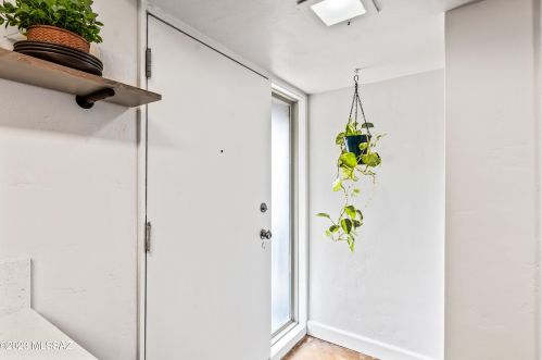 4327 Timrod St, Tucson AZ 85711-4252 exterior