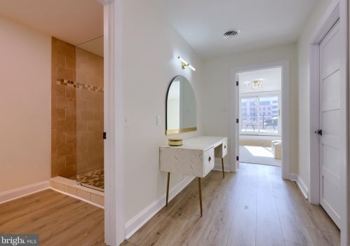 18 Walnut St, Lancaster PA  17602-4924 exterior