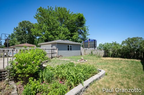 1467 Den Hertog St, Wyoming MI 49509-2730 exterior