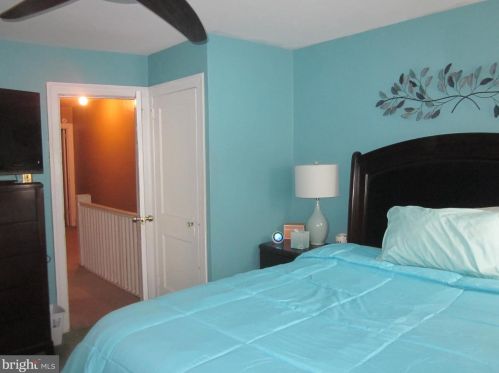 3305 Englewood St, Philadelphia PA 19149-1613 exterior