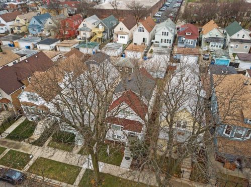 2230 Kenneth Ave, Chicago IL 60652-3531 exterior