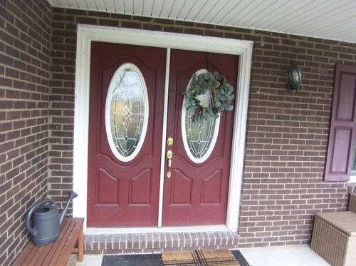 2242 Clairmont Dr, Pittsburgh PA  15241-3210 exterior