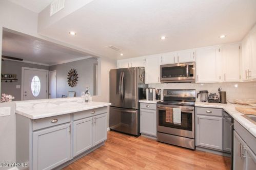 19210 15th Ave, Phoenix, AZ 85027-5412