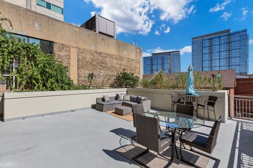 212 Cullerton St, Chicago, IL 60616-1307