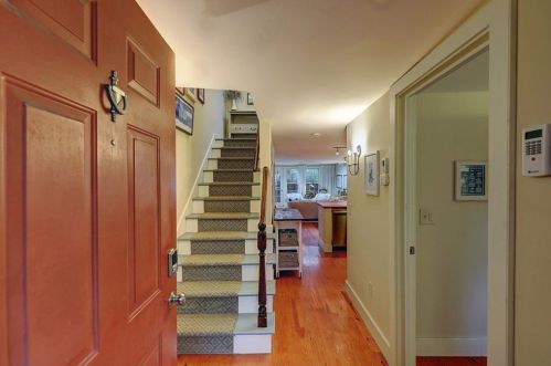 23 Sheldon St, Providence, RI 02905-3617