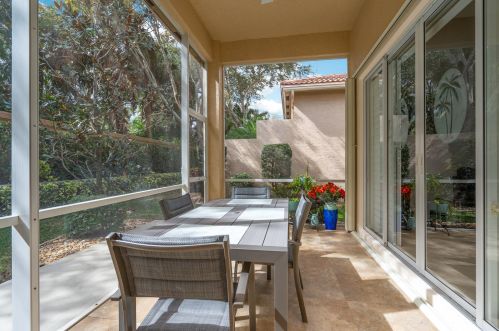 7624 New Holland Way, Boynton Beach FL 33437-6342 exterior