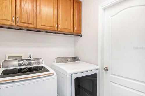 12219 Bishopsford Dr, Tampa FL 33626-1317 exterior