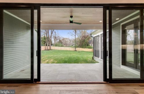 1113 Ingleside Ave, Mc Lean VA  22101-2131 exterior