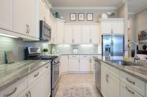 6554 Amarone Ln, Naples FL exterior