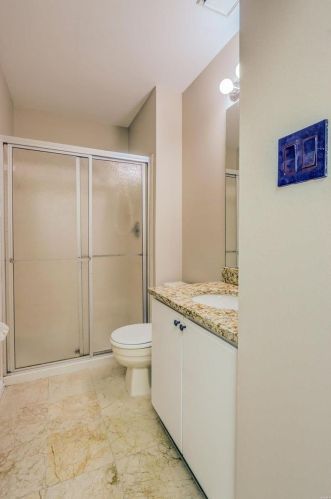 1708 Pineberry Ct, Saint Louis MO 63146-4254 exterior