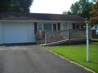 2612 Chestnut View Dr, Lancaster, PA 17603-4157