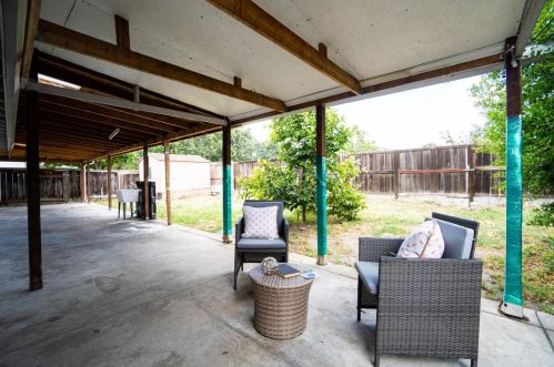 2067 Evelyn Ave, San Jose CA 95122-1611 exterior