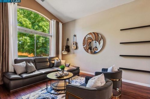 1868 Renee Way, Concord CA 94521-1525 exterior