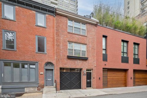 1921 Manning St, Philadelphia, PA 19103-5728