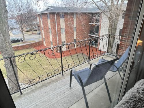 3943 104th St, Chicago IL  60655-3726 exterior