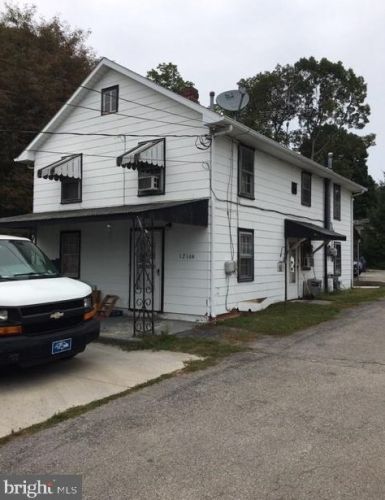 1220 Baltimore St, Hanover, PA 17331-4405