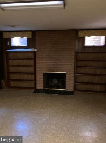 4032 40 Rd, Arlington VA 22207-4805 exterior