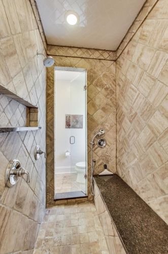 1840 Wellington Ave, Chicago IL 60657-4030 exterior