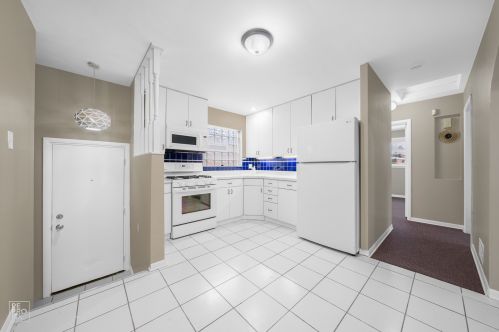 10154 Prairie Ave, Chicago IL  60628-2136 exterior