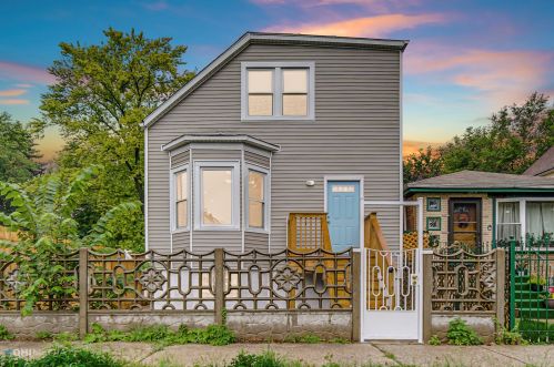 6630 Hoyne Ave, Chicago, IL 60636-2536