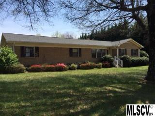 1519 6th St, Hickory, NC 28602-9648