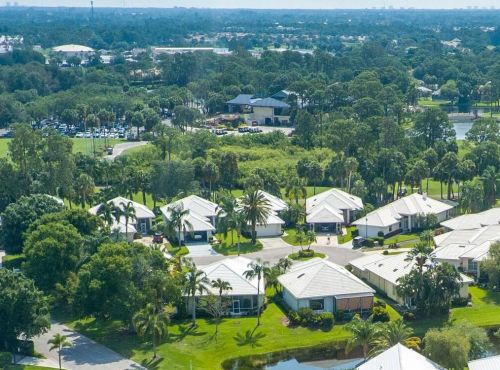 441 Fairway Lndg, Fort Pierce FL  34986-2168 exterior