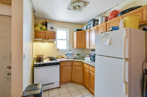 918 St, Union City NJ 07087-2101 exterior