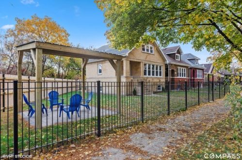 4647 Lawler Ave, Chicago IL  60638-2009 exterior