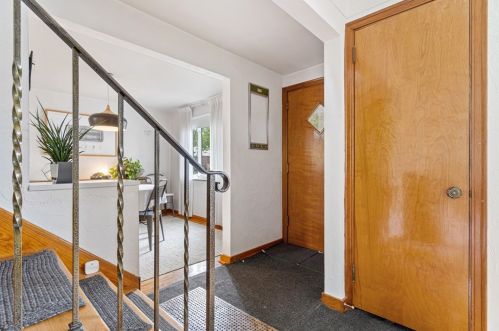 7205 Mcclure Ave, Pittsburgh PA  15218-2307 exterior