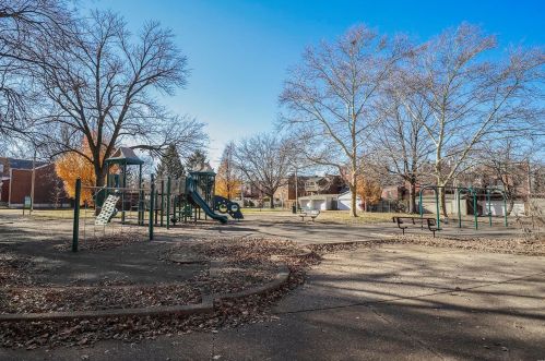 1947 Congress St, Saint Louis MO 63118-1705 exterior