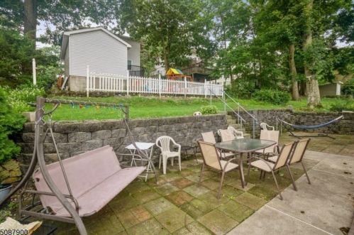 106 Chrystal St, Dover NJ 07801-5309 exterior