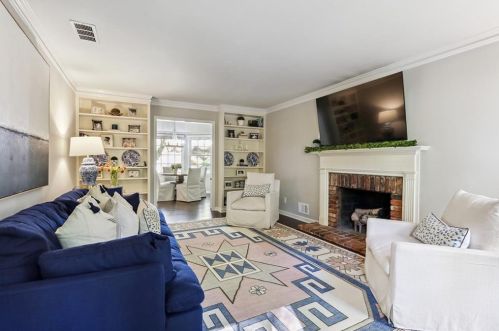 520 Forest Valley Rd, Atlanta GA  30342-2303 exterior