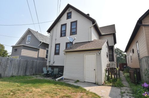 2153 Allis St, Milwaukee WI  53207-1343 exterior