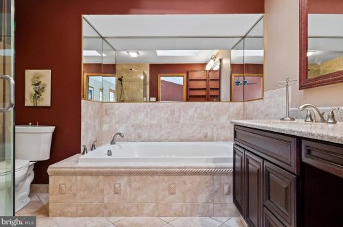 79 Orchard Ave, Runnemede NJ 08078-1356 exterior